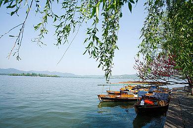 Steam日式多人砍杀游戏《Hanako：荣耀剑魂》免费玩